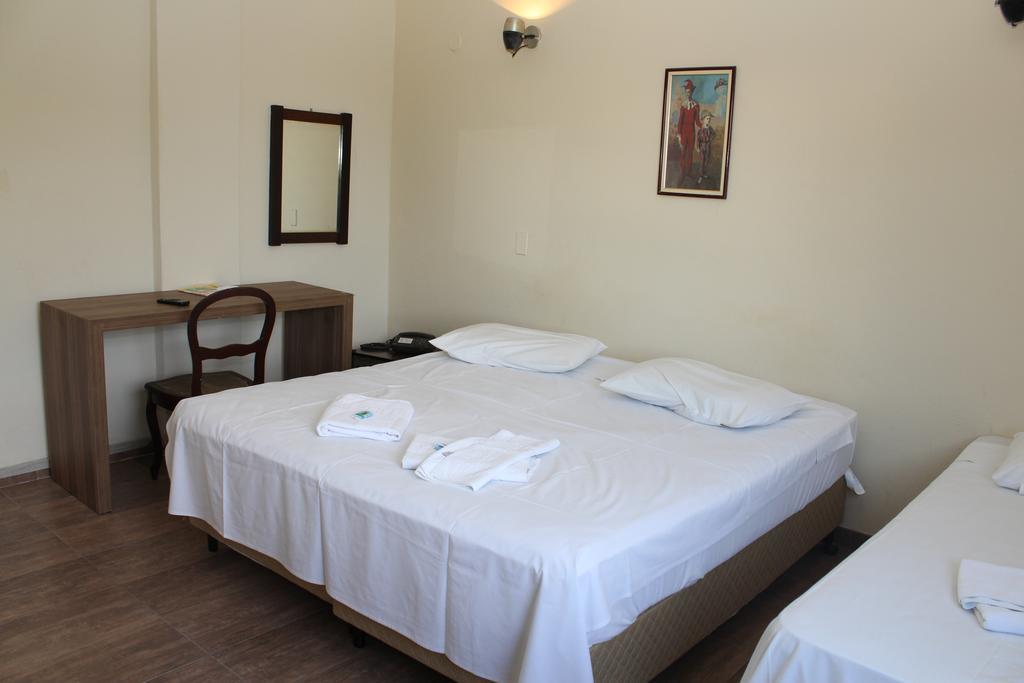 Espigao Palace Hotel Resende Ruang foto