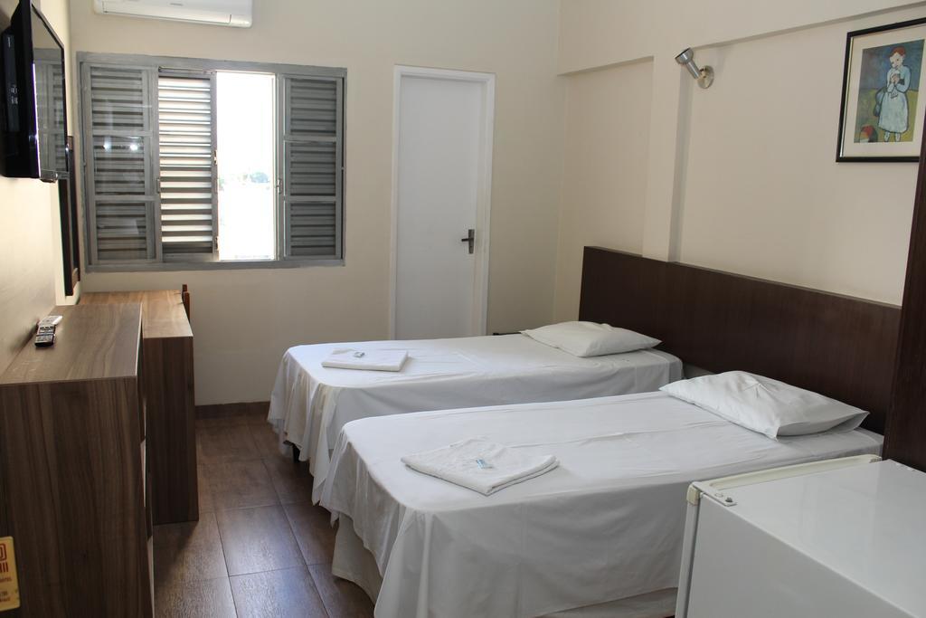 Espigao Palace Hotel Resende Ruang foto